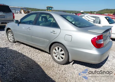 2004 Toyota Camry Xle z USA, uszkodzony, nr VIN 4T1BE32K54U895375